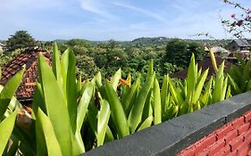 The Hidden Escapes Bingin- Sunset Rooftop Wood House with Ocean View&Private Kitchen